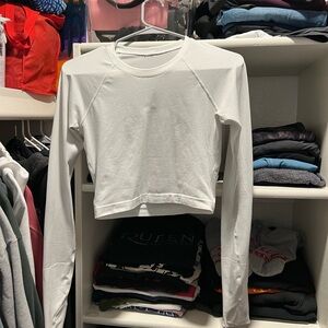 White Long Sleeve Fitted Crop Workout Top